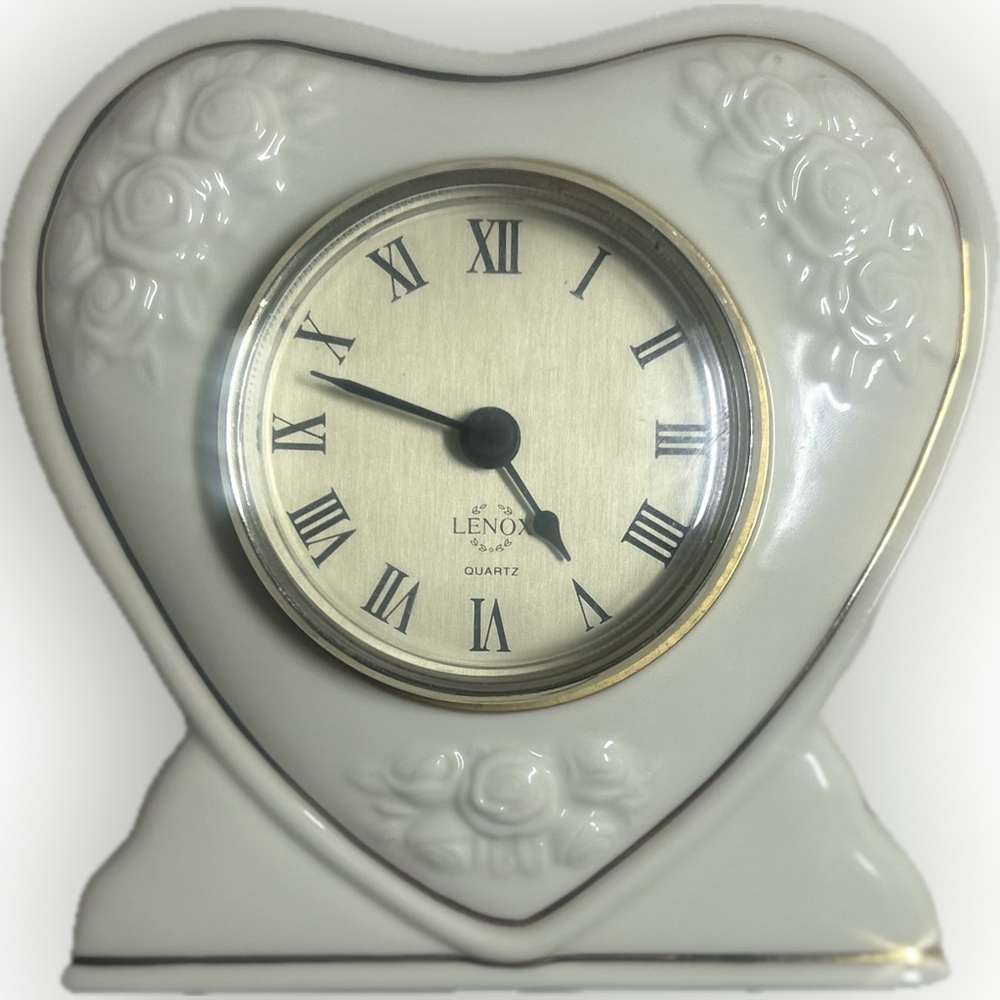 Lenox Heart-Shaped White porcelain Clock